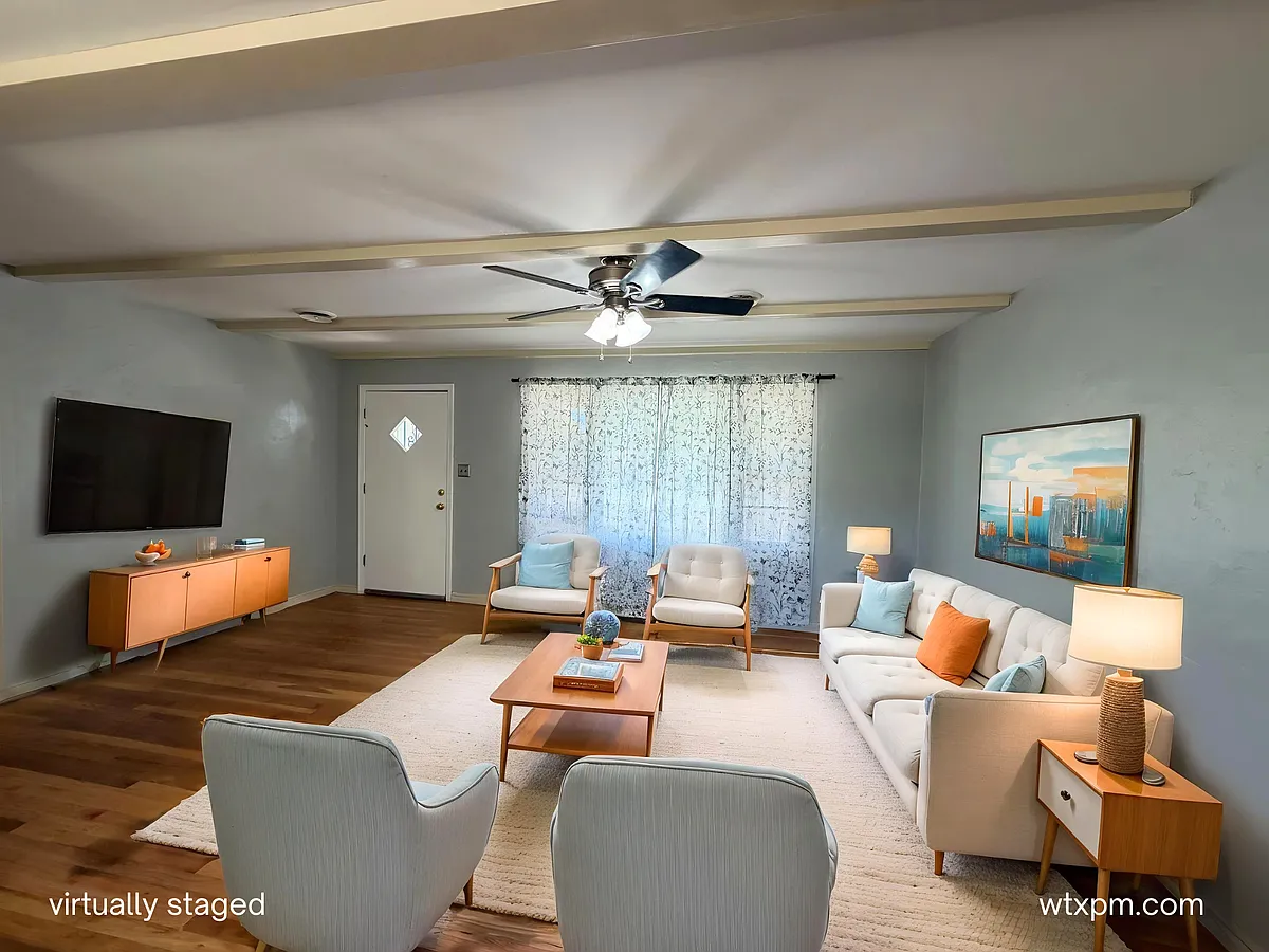 Living Room - 3708 Cimarron Ave