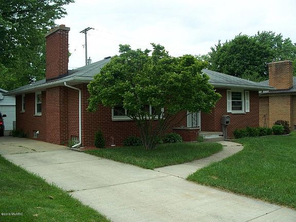 2nd image of 1447 Lewison Ave NE