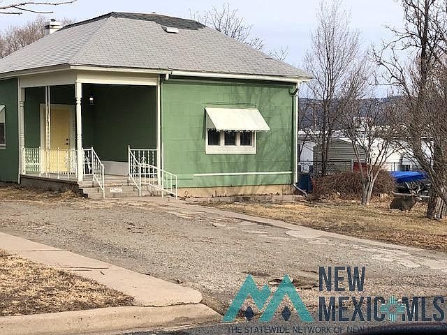 1st image of 320 S 13th Ave
