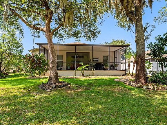 3rd image of 30543 Lanesborough Cir