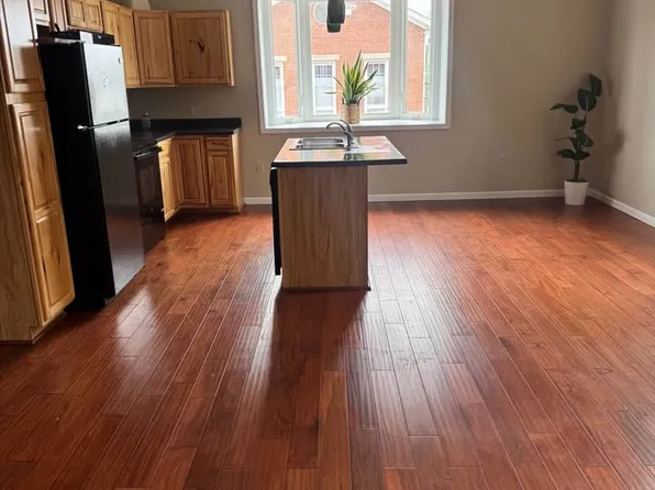 115 N Market St #2A, Waverly, OH 45690