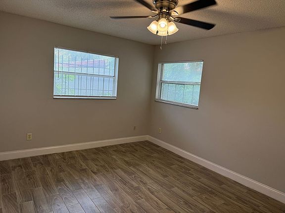 5th image of 1405 Nieuport Ln