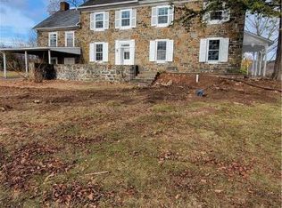 9514 Kings Hwy S #A, East Greenville, PA 18041