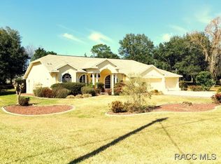 738 N McGowan Ave, Crystal River, FL 34429