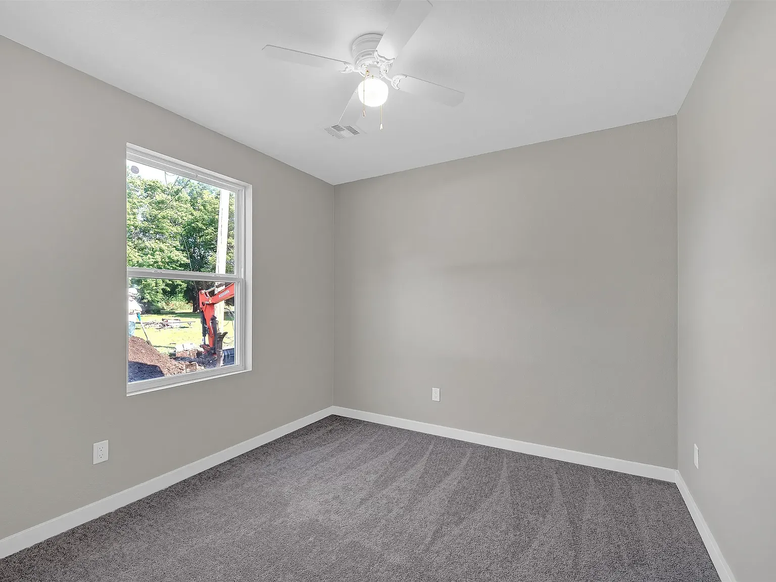 3 bed, 952 sqft, $1,200 — Photo 4