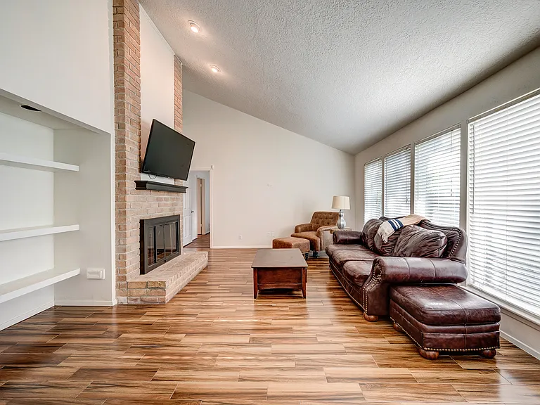 1722 S Kirkwood Rd — Photo 38