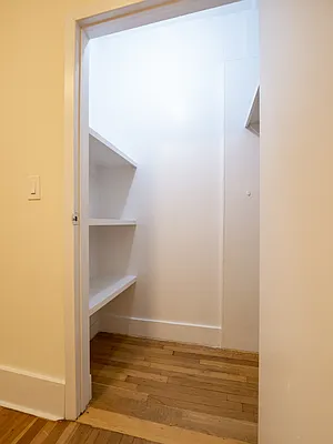 Rented by City Connections Realty | media 17