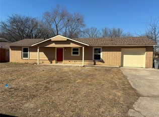 519 Park St, Wagoner, OK 74467