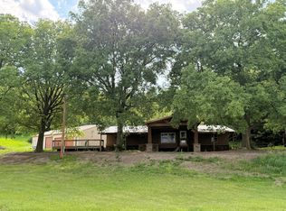 57150 892nd Rd, Wynot, NE 68792