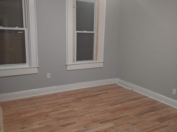 3rd image of 11 Winthrop Ave Unit 1