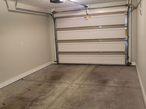 2nd image of 1309 Carousel Ct #1336