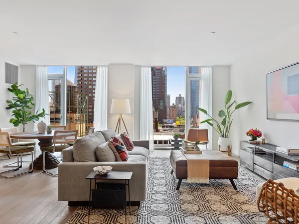 505 West 43rd Street 8H image 2 of 7
