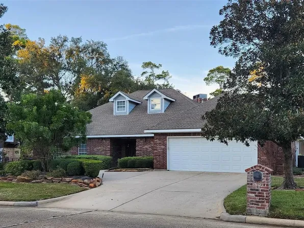 104 April Wind Dr S, Montgomery, TX 77356