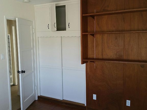 Front BD Closet and Shelves