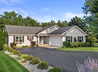 8601 221st Ave, Salem, WI 53168