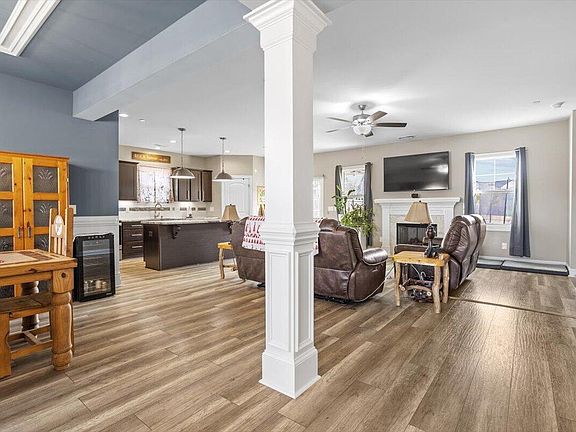 4th image of 49 Buckhaven Ct