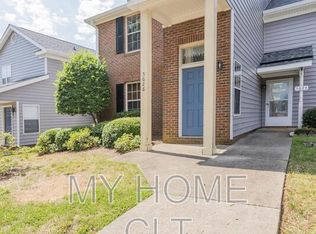 5626 Amity Springs Dr, Charlotte, NC 28212