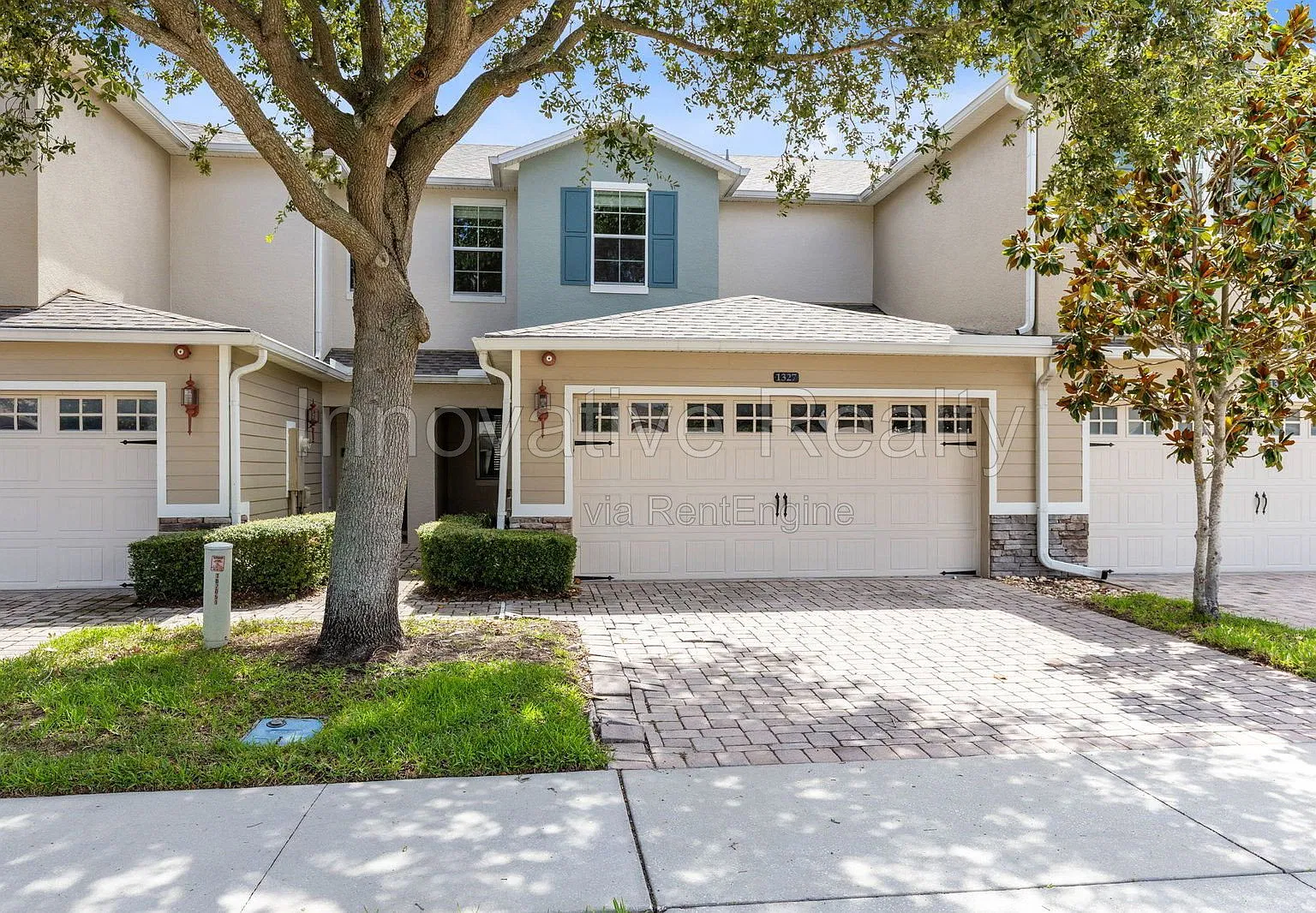 3 bed, 2.5 bath, 1633 sqft, $2,550 — Photo 2