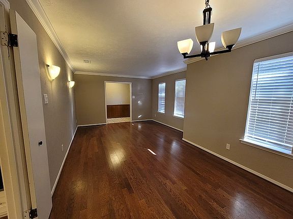 5th image of 623 Flamingo Way