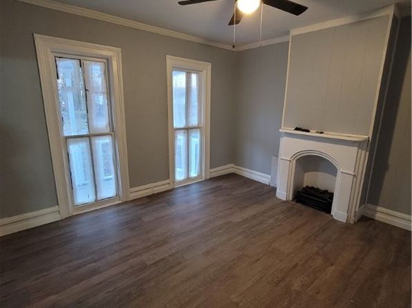 218 South Ave