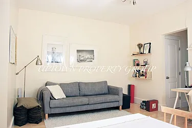 Rented by Uptown Property Group