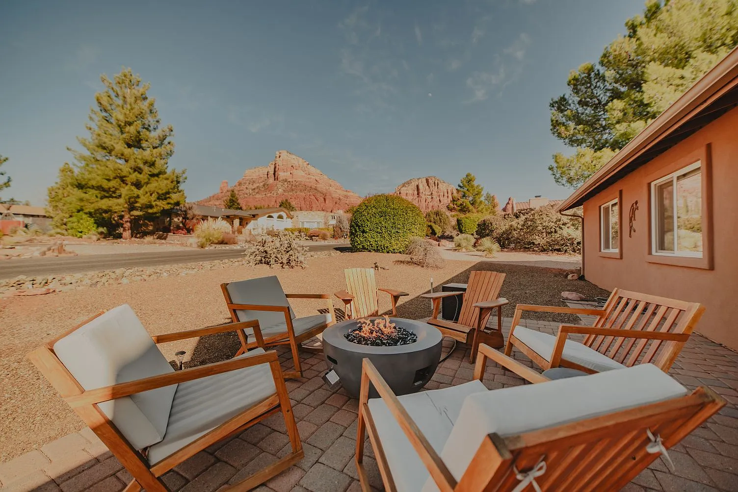 424 Antelope Dr — Photo 1