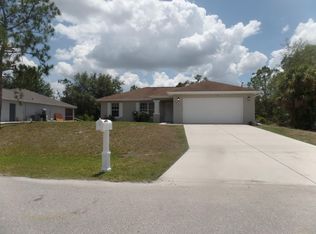 2521 53rd St W, Lehigh Acres, FL 33971
