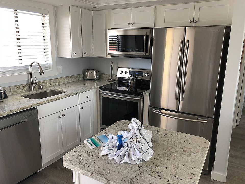 1st image of 775 Gulf Shore Dr Unit 2120