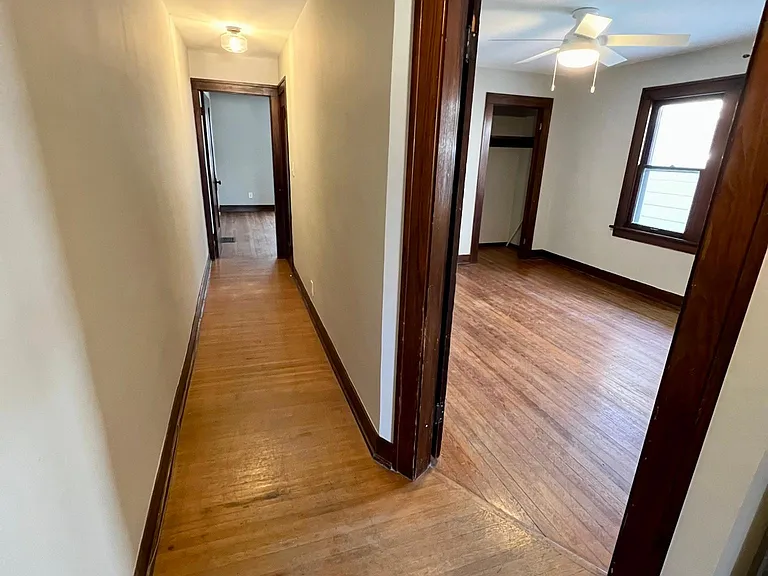 4627 N College Ave — Photo 9