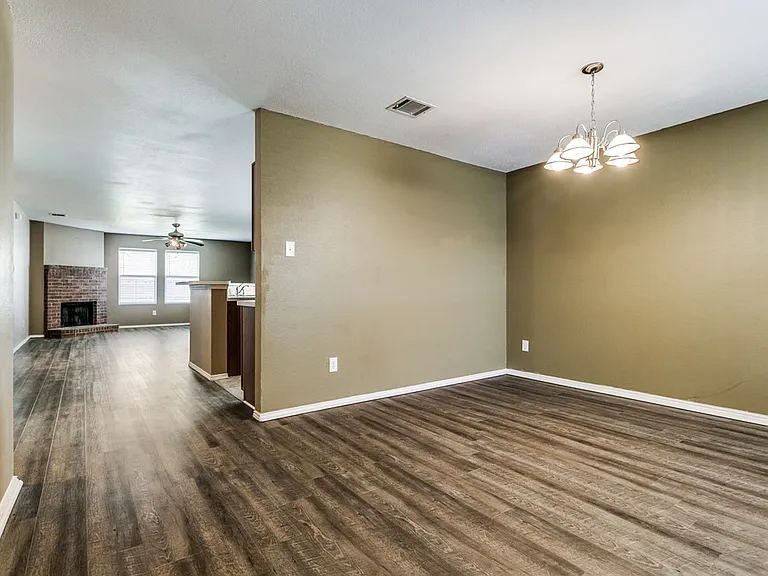 9608 Woodrow Wilson Dr — Photo 17