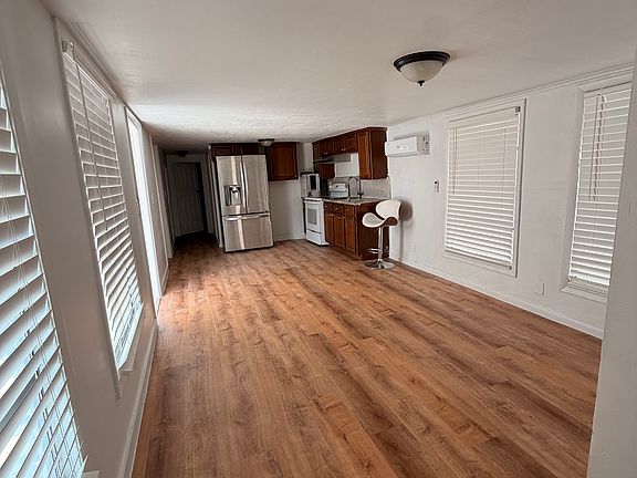 4th image of 7 Avenue B