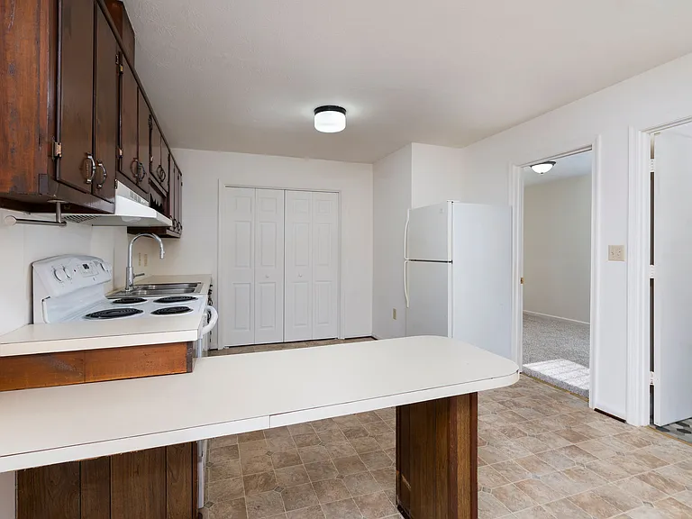 418 Straith St #C — Photo 4