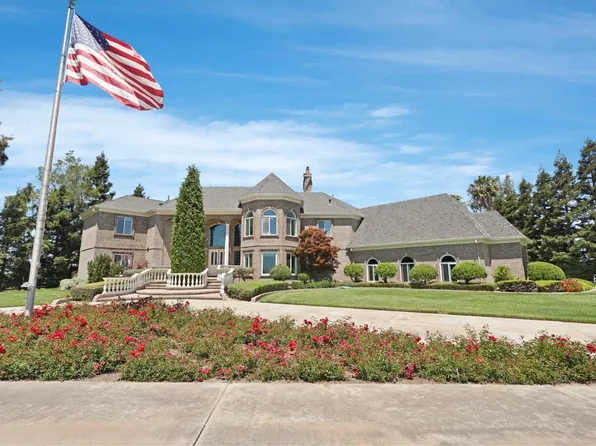 21649 N Des Moines Rd, Acampo, CA 95220