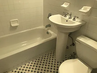 Rented by Metropolis Real Estate of Manhattan