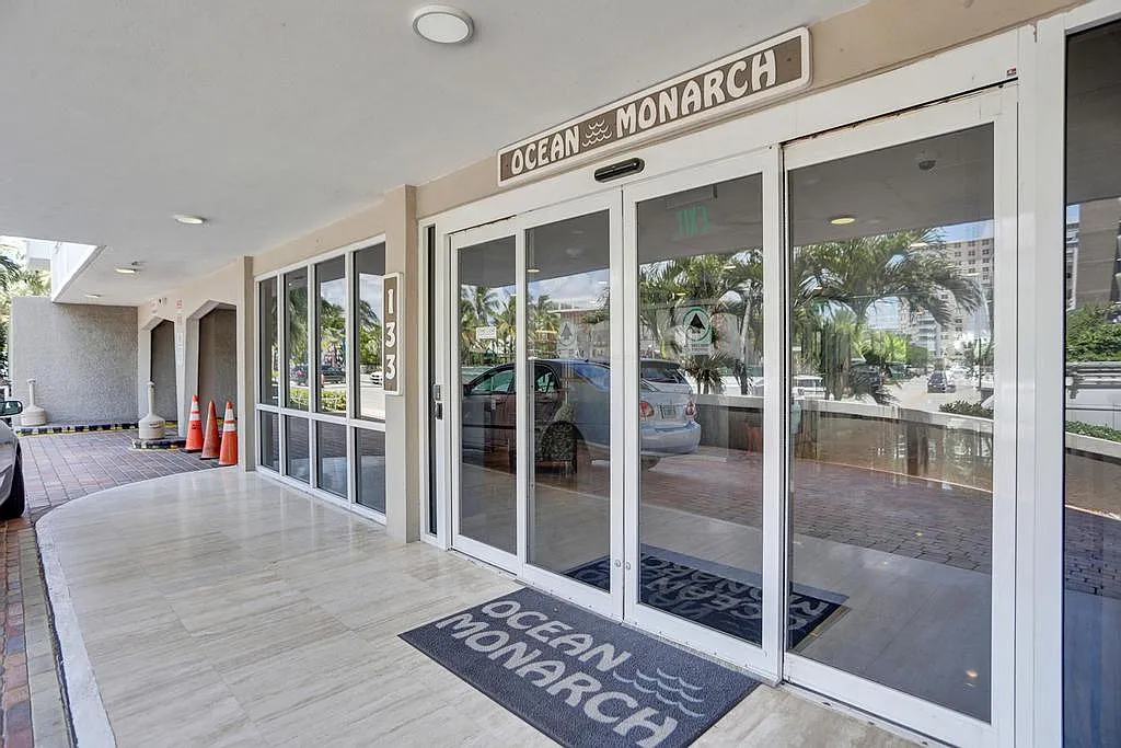 2 bed, 1100 sqft, $3,000 — Photo 3