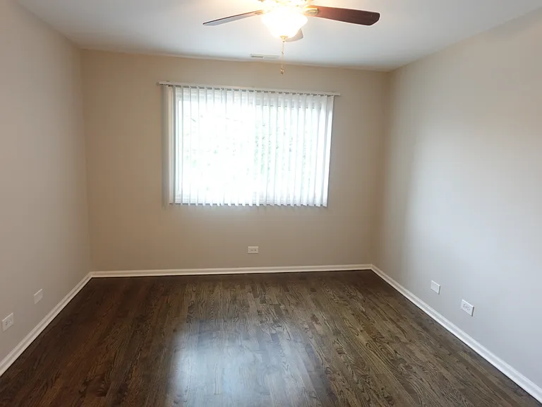 824 S Leavitt St #B — Photo 11