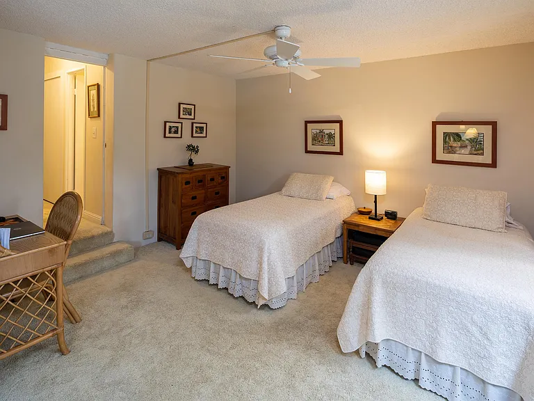 531 Hahaione St #1D-1 — Photo 17