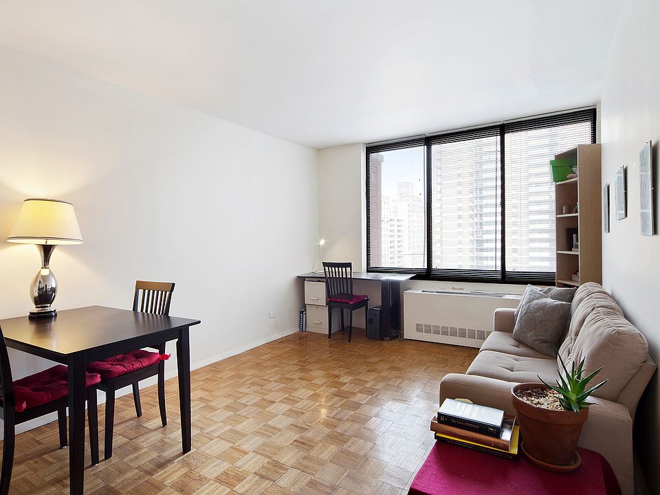 1st image of 215 W 95th St APT 12R