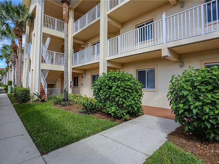 7819 Regal Heron Cir #201 — Photo 3