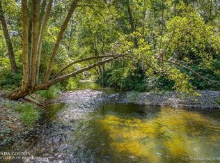 19600 Martinsburg Ln, Penn Valley, CA 95946