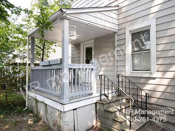 2nd image of 1662 W 69th St