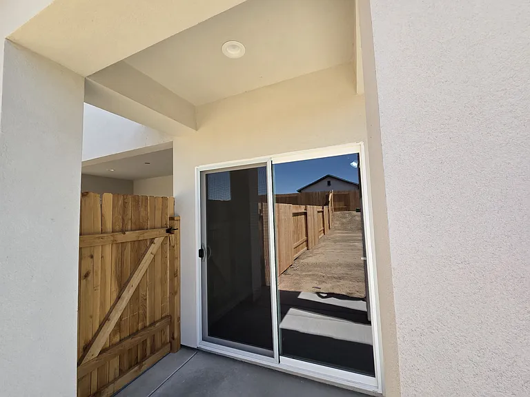 5106 Cohiba Ct #B — Photo 15