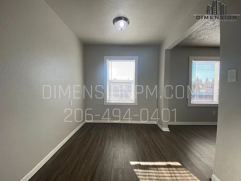 5401 Pacific Apartments — Photo 21