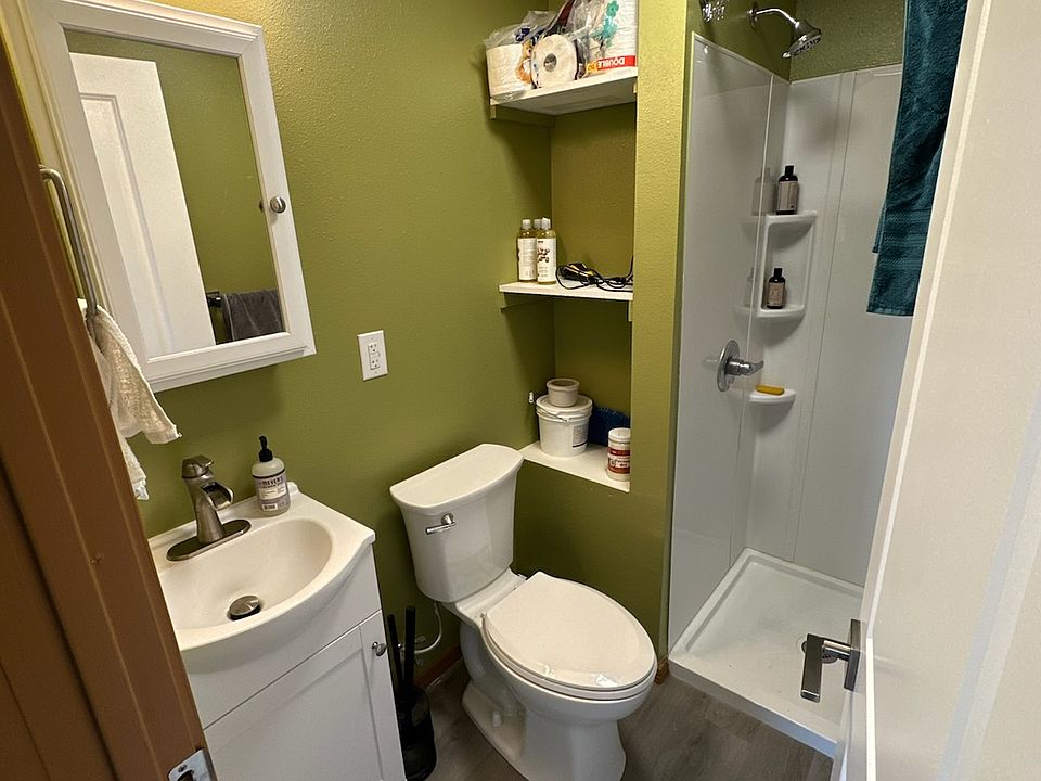 2nd image of 916 E Temperance St #A