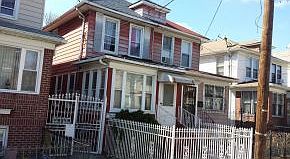 2nd image of 246 E 54th St