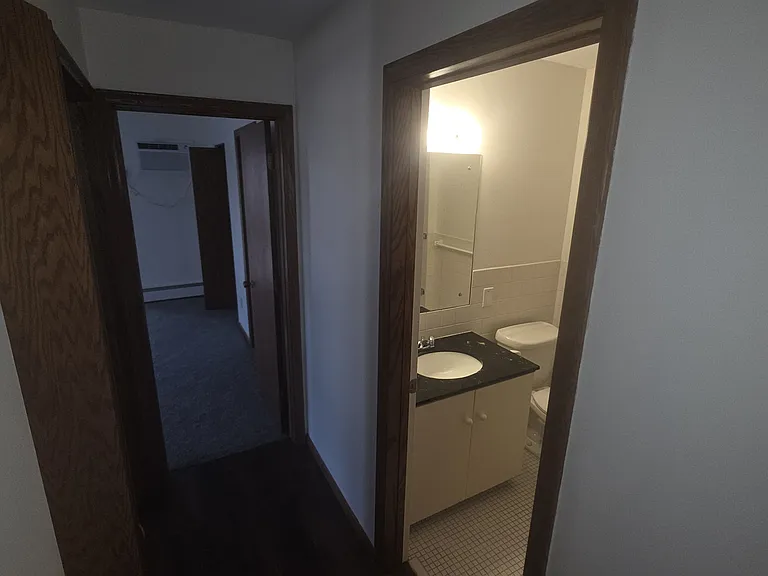 6305 York Ave S #301 — Photo 4