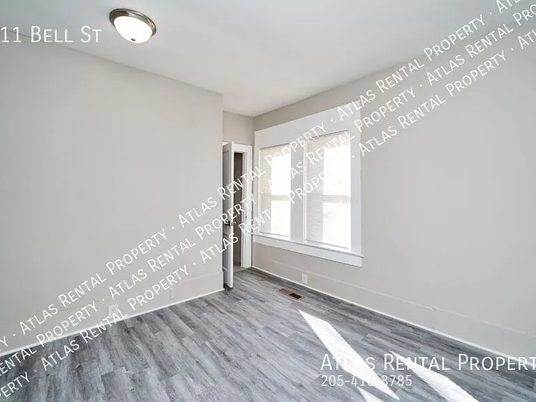 611 Bell St — Photo 11
