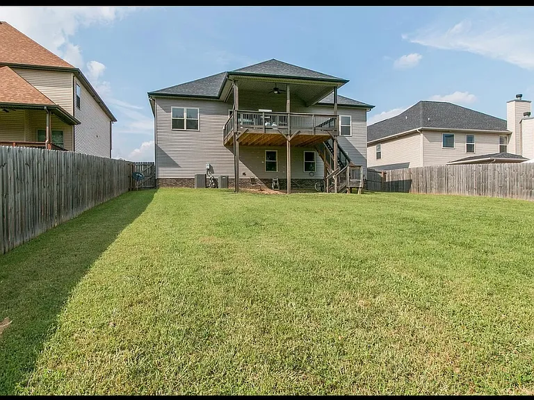 1132 Henry Place Blvd — Photo 18