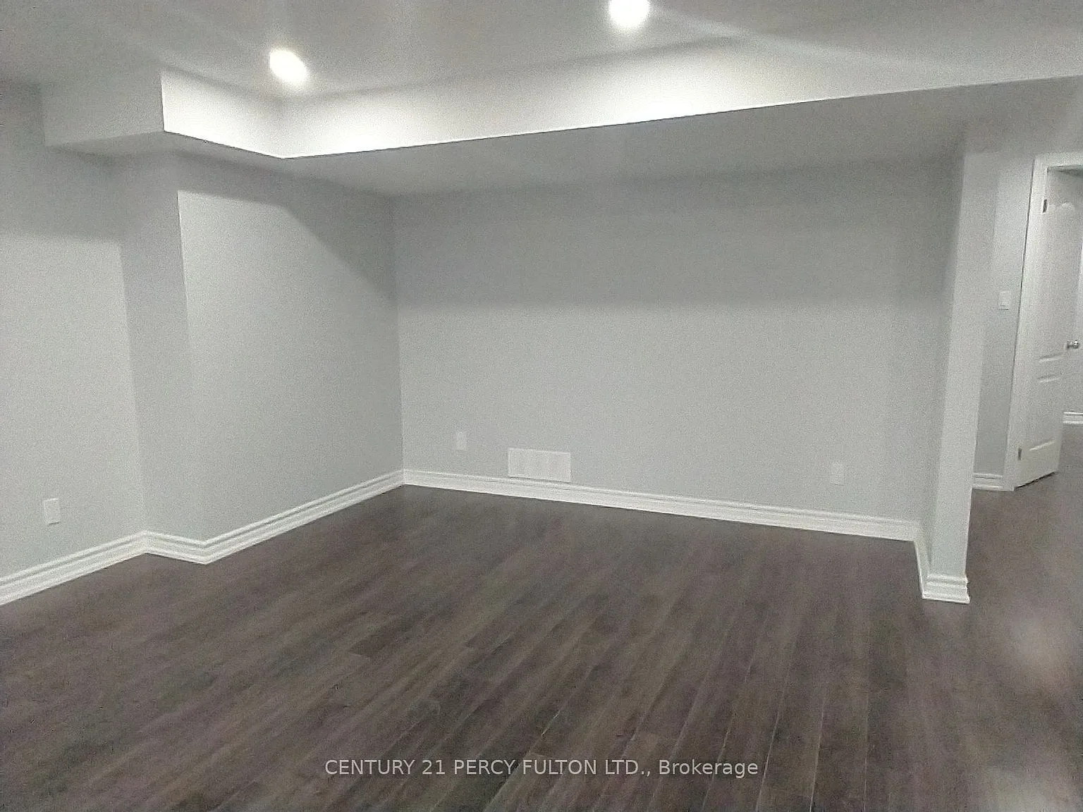 2 bed, $1,800 — Photo 2