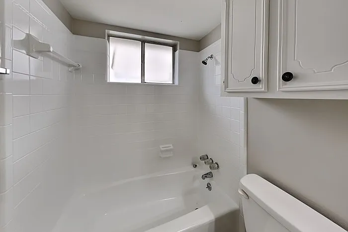 4313 Lariat Dr — Photo 16